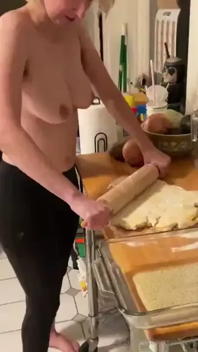 Should i cook more and be like nakedbakers 