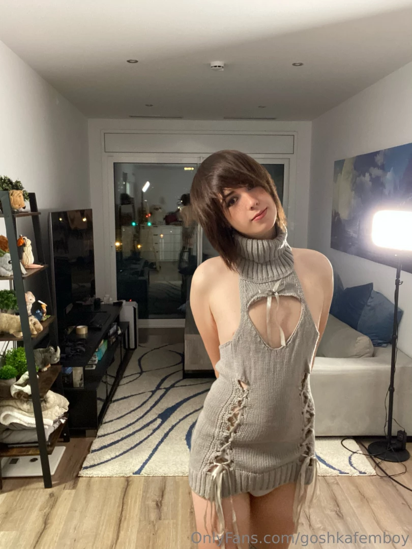 Today i m just a cute femboy in a sweater-dress p maybe not as 
