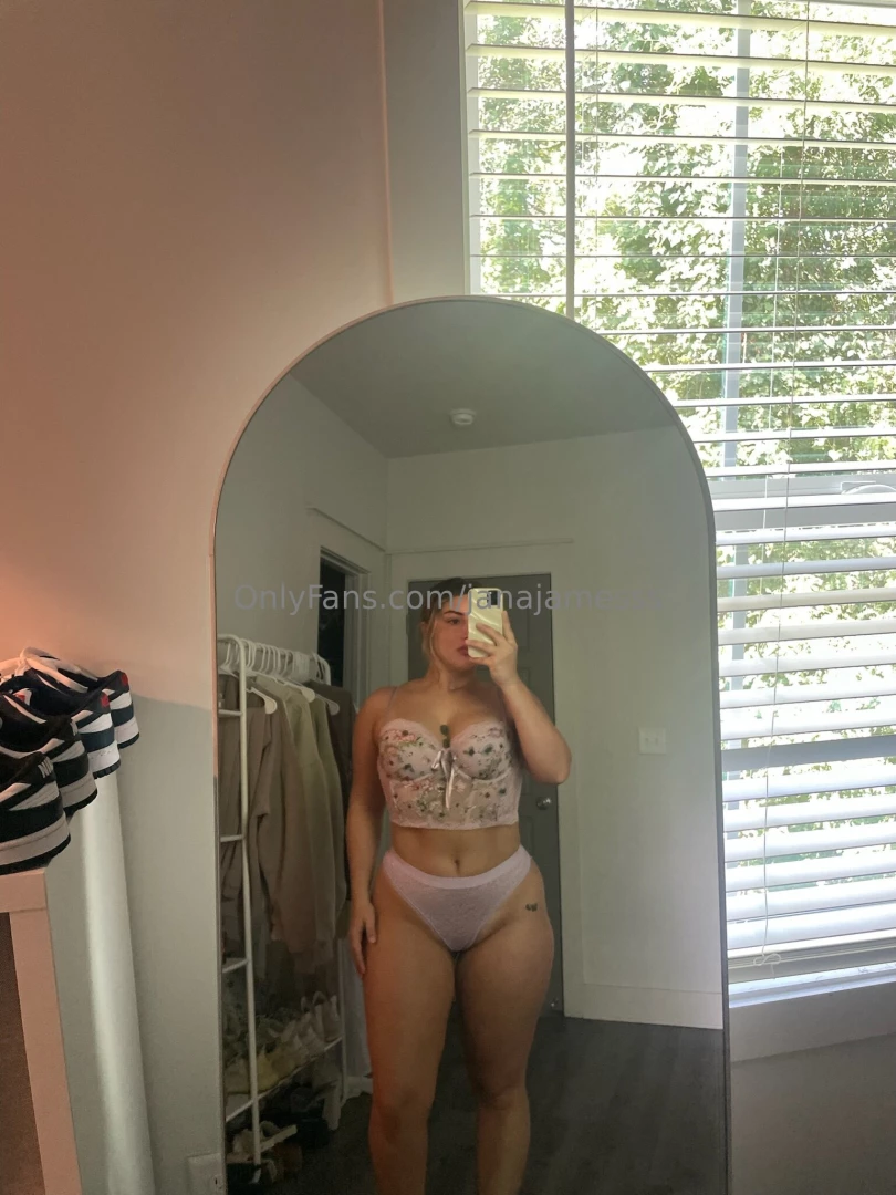 Bet you want to see me naked 