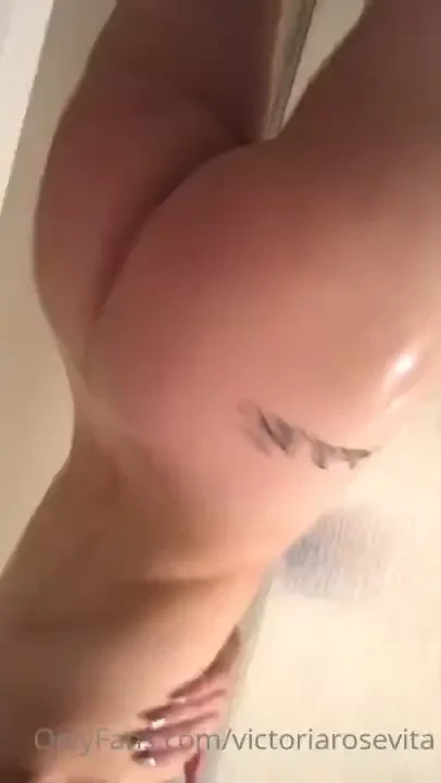 All pics and vids 50 off jan 1-3 