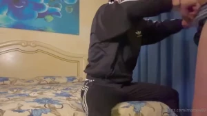 Il suo sogno era diventare il mio schiavo ha pagato per diventarlo e