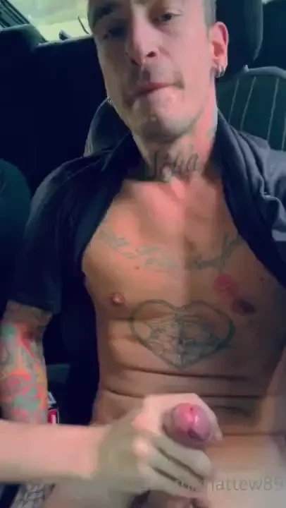 Toy boy after getting his cock sucked masturbates me watch antohs 