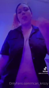 Did u catch the nip slip