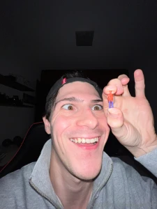 Tinies big feet and big tongue for them to explore macro part 8