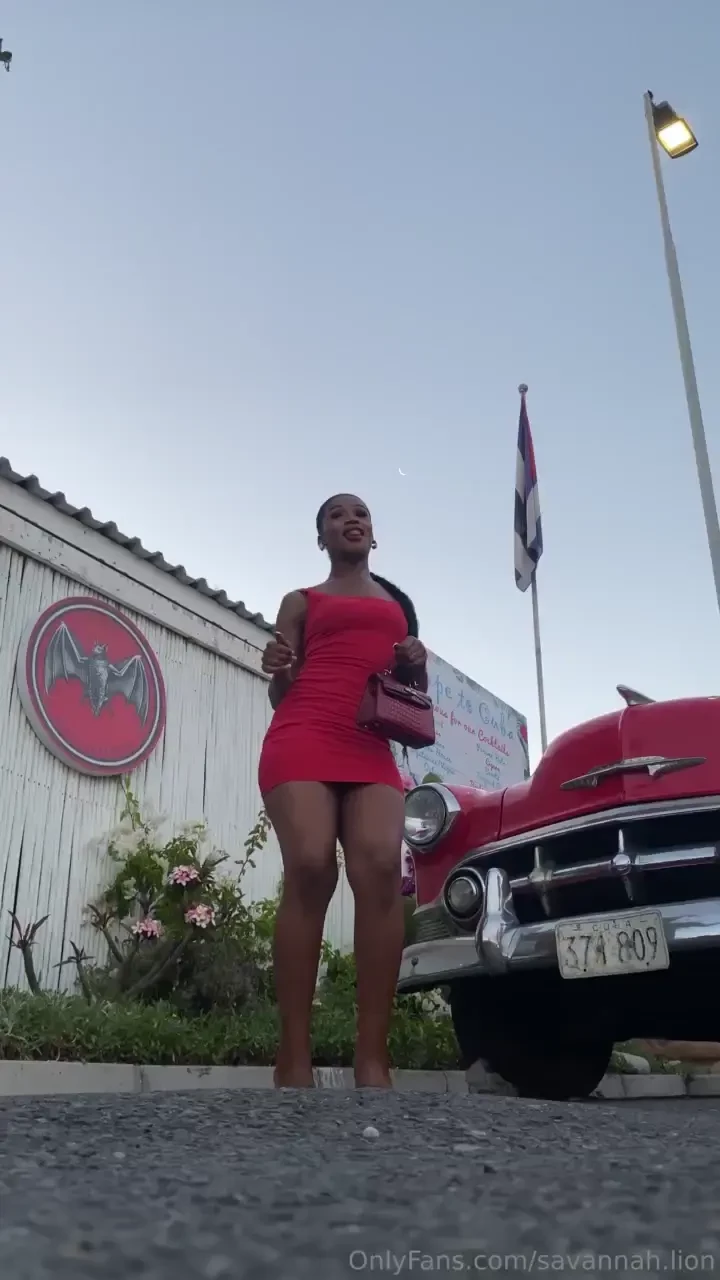 Happiness looks good on you 