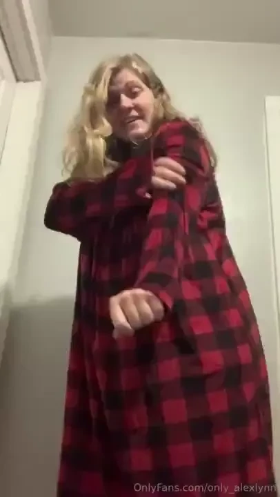 Do you like easy access outfits 