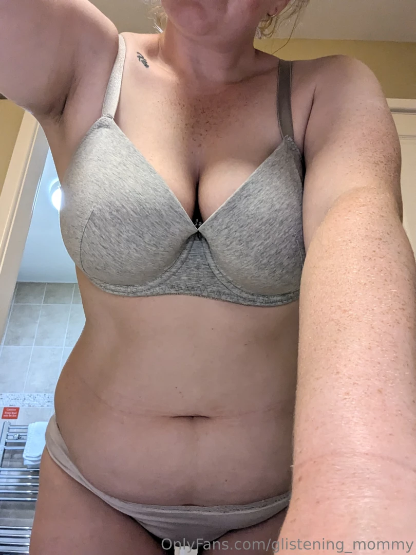 How many freckles can you count on my mombod x 