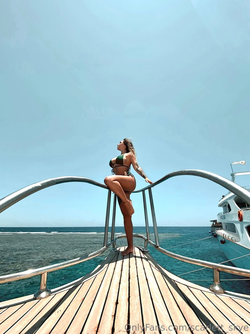 My dears do you mind if i indulge you a bit with content from hot 