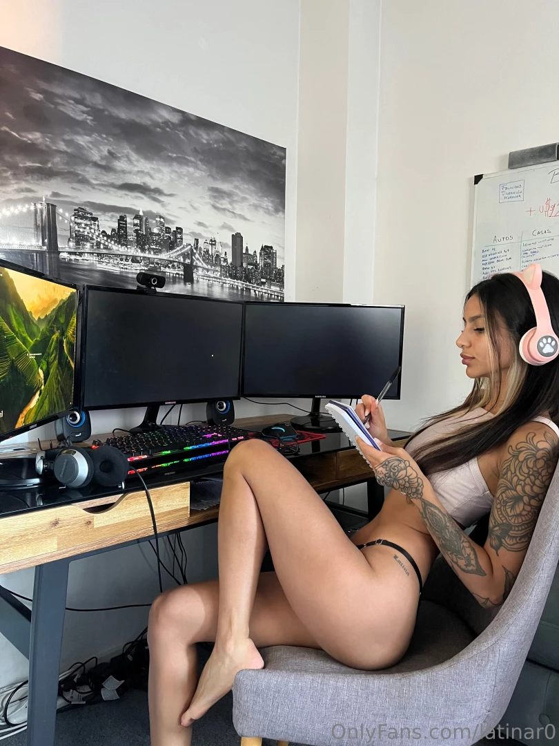 I m looking for someone who wants to play with me do you dare 