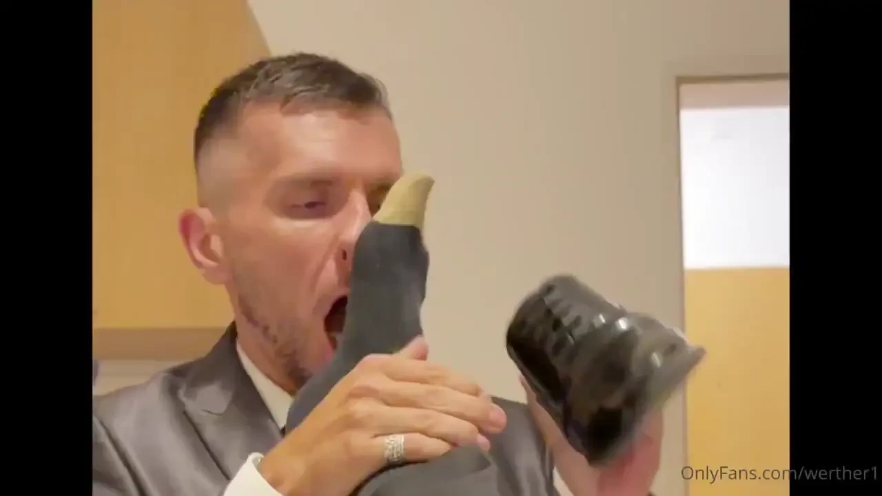 Sex in suit tie and long black socks after a date in vienna gentleman 