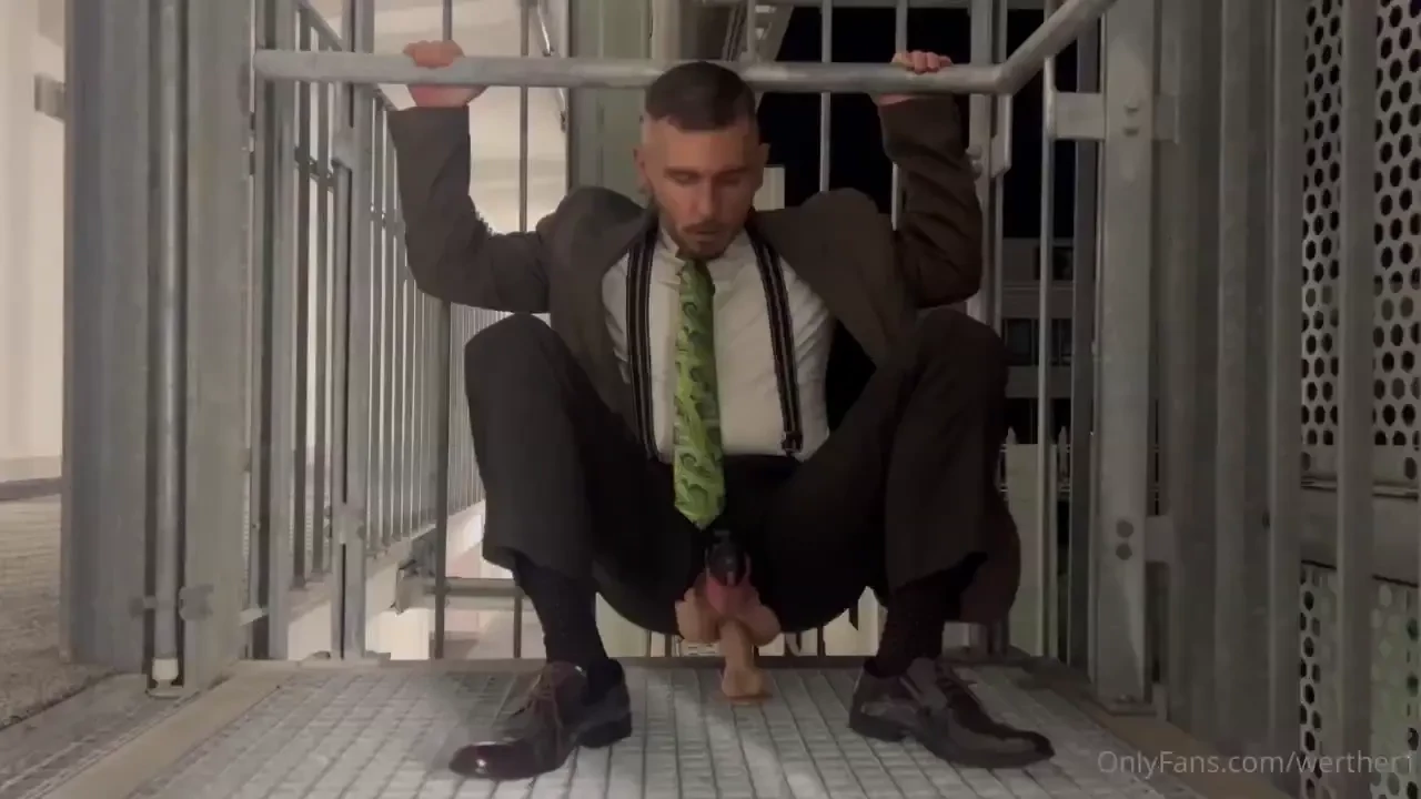 Riding the dildo outside after the business meeting 