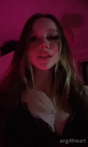 I never rly wear a lot of makeup but meow