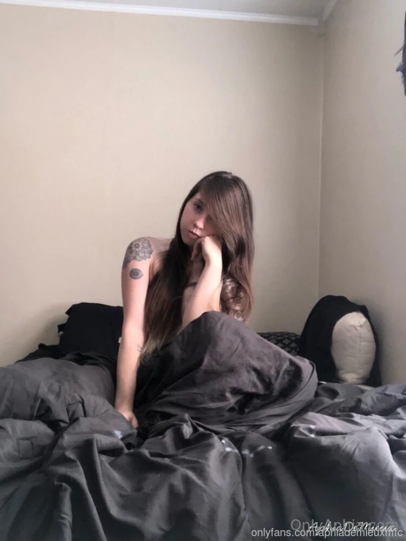 Do you want to lay in bed all day with me part 8 