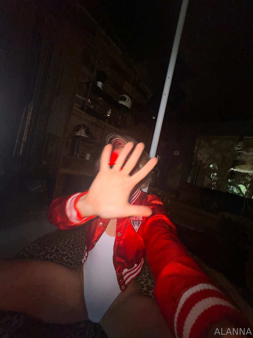 A little shyyy but it is the first day of september and wanna start 