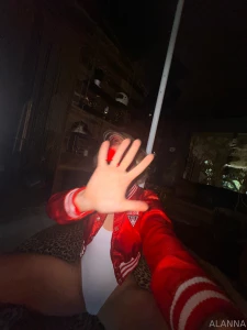 A little shyyy but it is the first day of september and wanna start