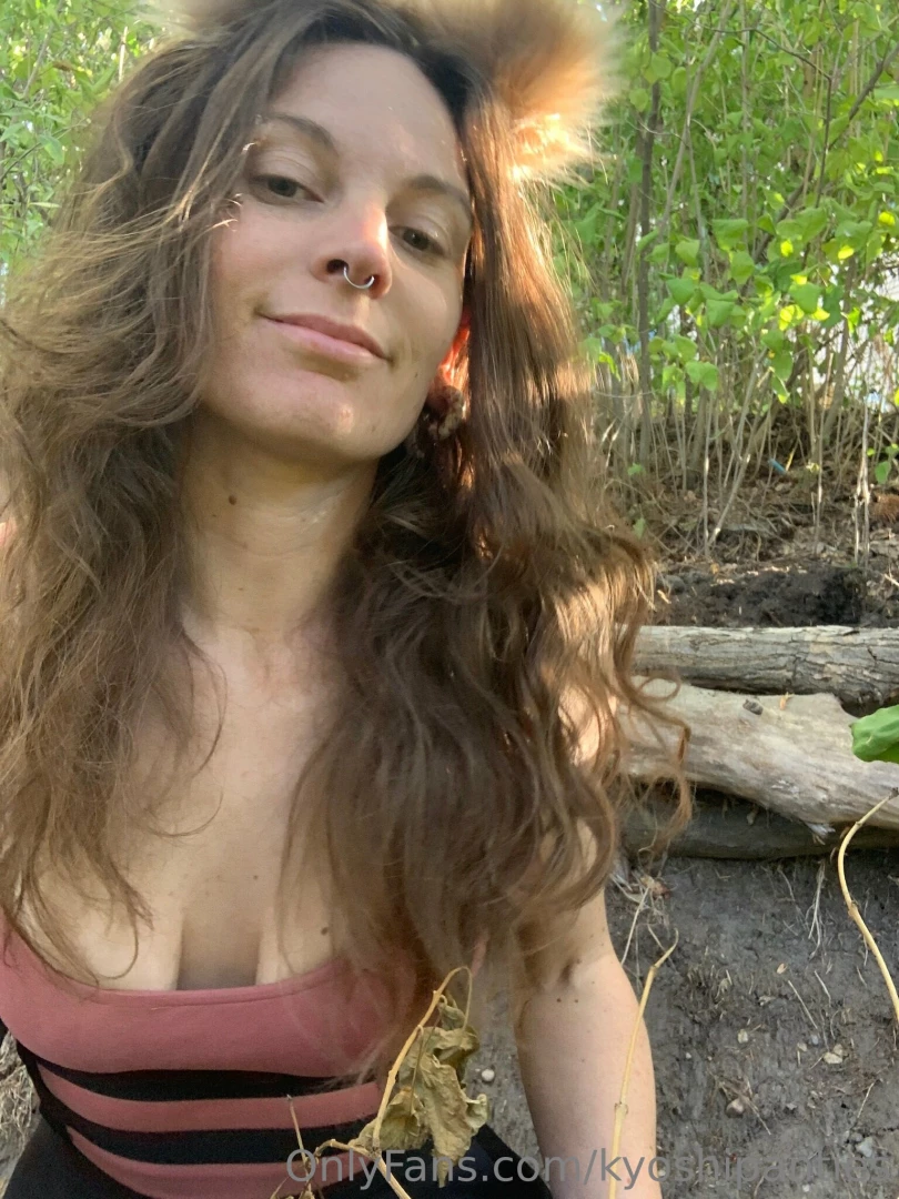 As much as i love being an elf and still have more footage of elf slut part 1 