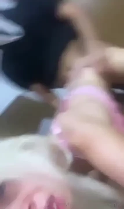 Ghostface me orden que me pusiera en 4 para meterme su gran en m pussy 