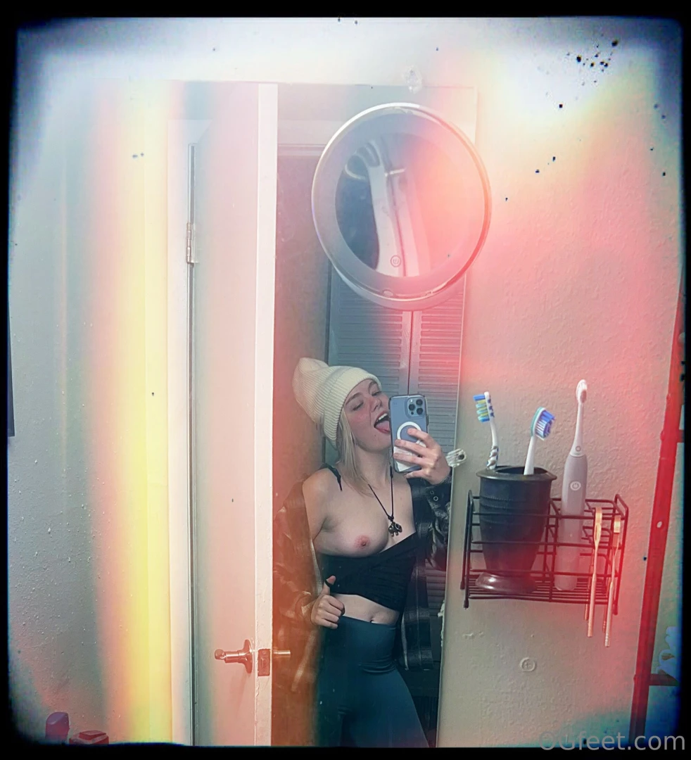 Just a peak be good if you wanna see more 