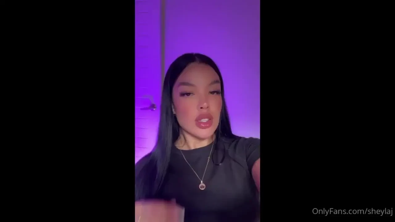 This long legs are bound to get you through the long days 