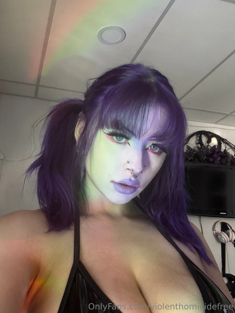 Just your friendly rainbow goddess here to brighten your feed part 1 