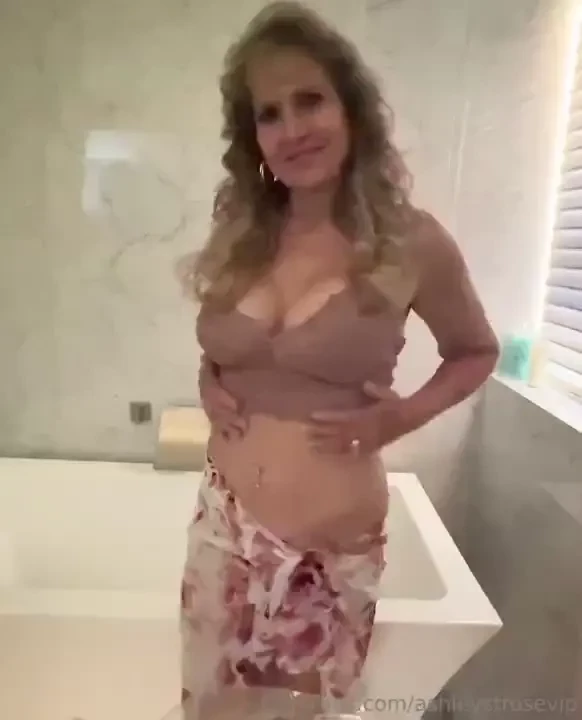 I m in a giving mood tonight 