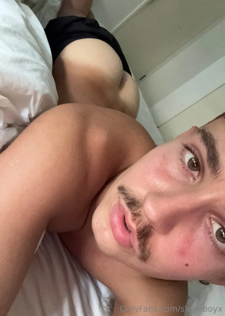 Who wants to breed me first cos ill be sitting here waiting 