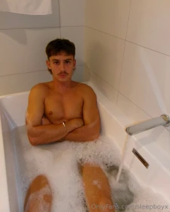 I love bath time give me a good scrub and i m happy