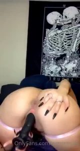 See how pink i look daddy can you fill me up