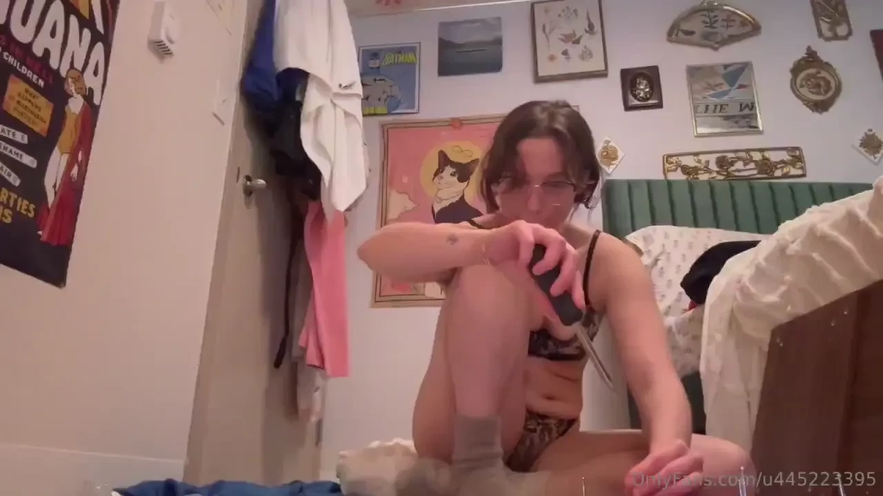 Here s me building my nightstand in a cute and sexy way 