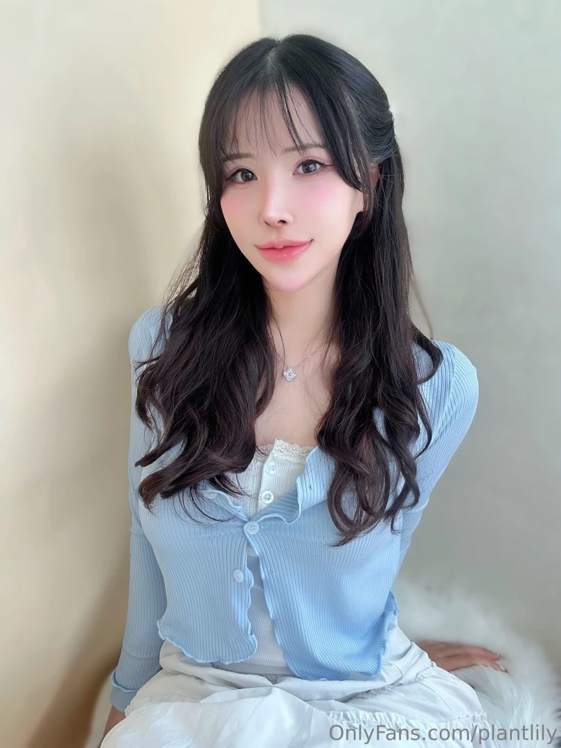 Hi will send out the hoshino ai photoset by the end of july thank you 