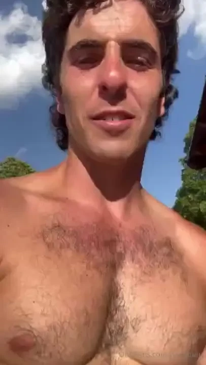 Can someone please hitchhike me 