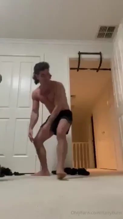 Swipe to see me twerk out of frustration part 1 