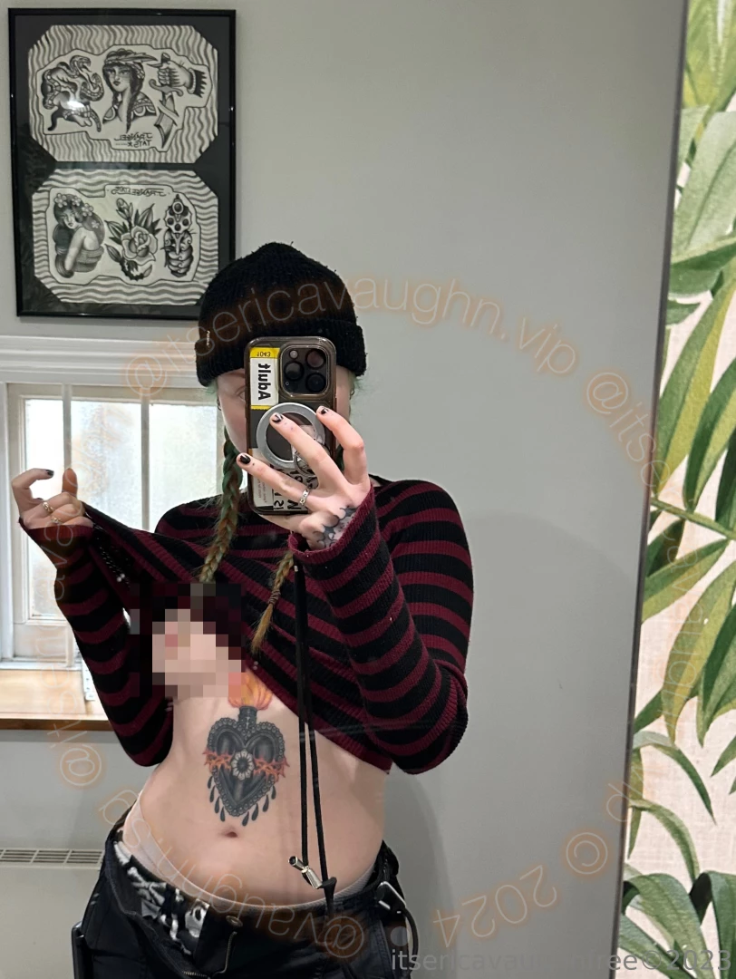 The goth pyjama bottoms under my trousers are a necessity 