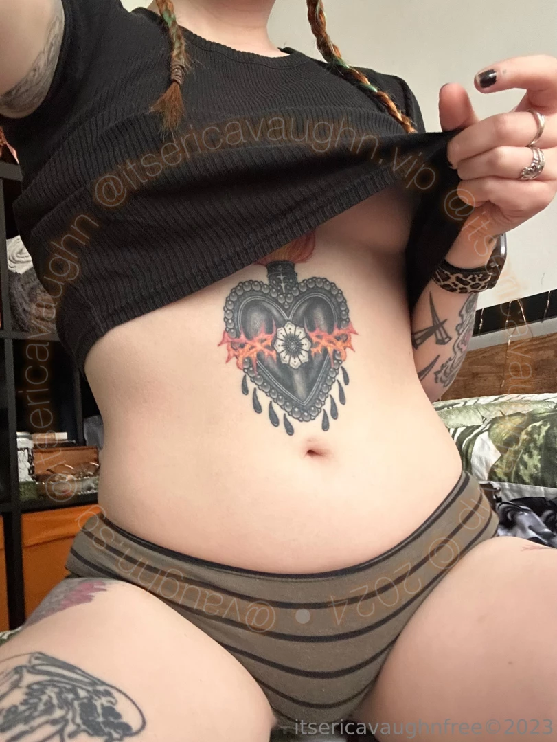 It gets harder and harder to take nudes when it s so bloody cold part 1 