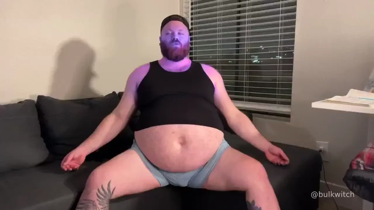 I m turning into a blue balloon 