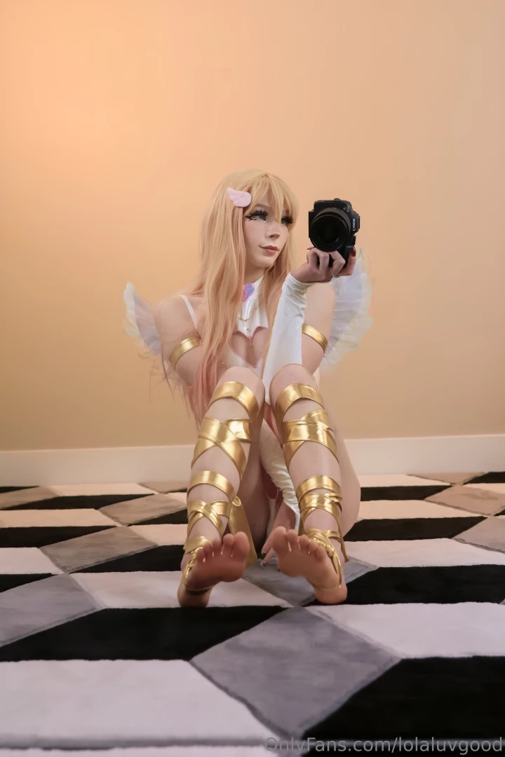 Hey guys so i have a big announcement coming later today i ll be 