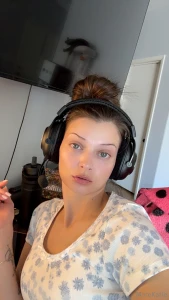 Happy friday losers i m making steak and potatoes for dinner tonight