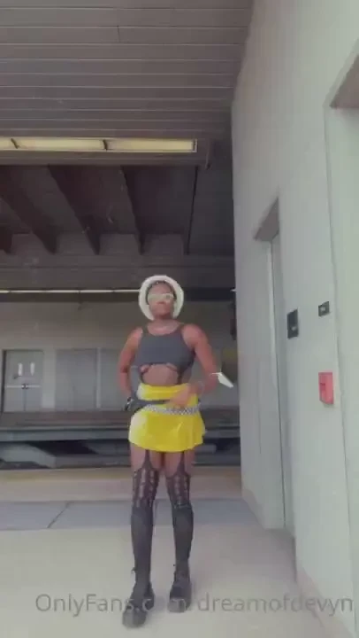 I m so cute tell me i m cute 