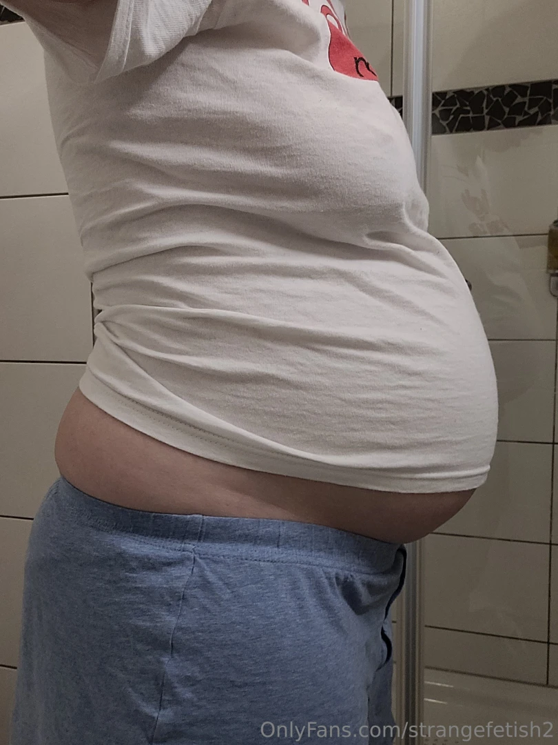 Some pics before taking a shower in a hotel part 3 