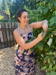 The bride s mom had a beautiful raspberry patch that we got to pick part 1