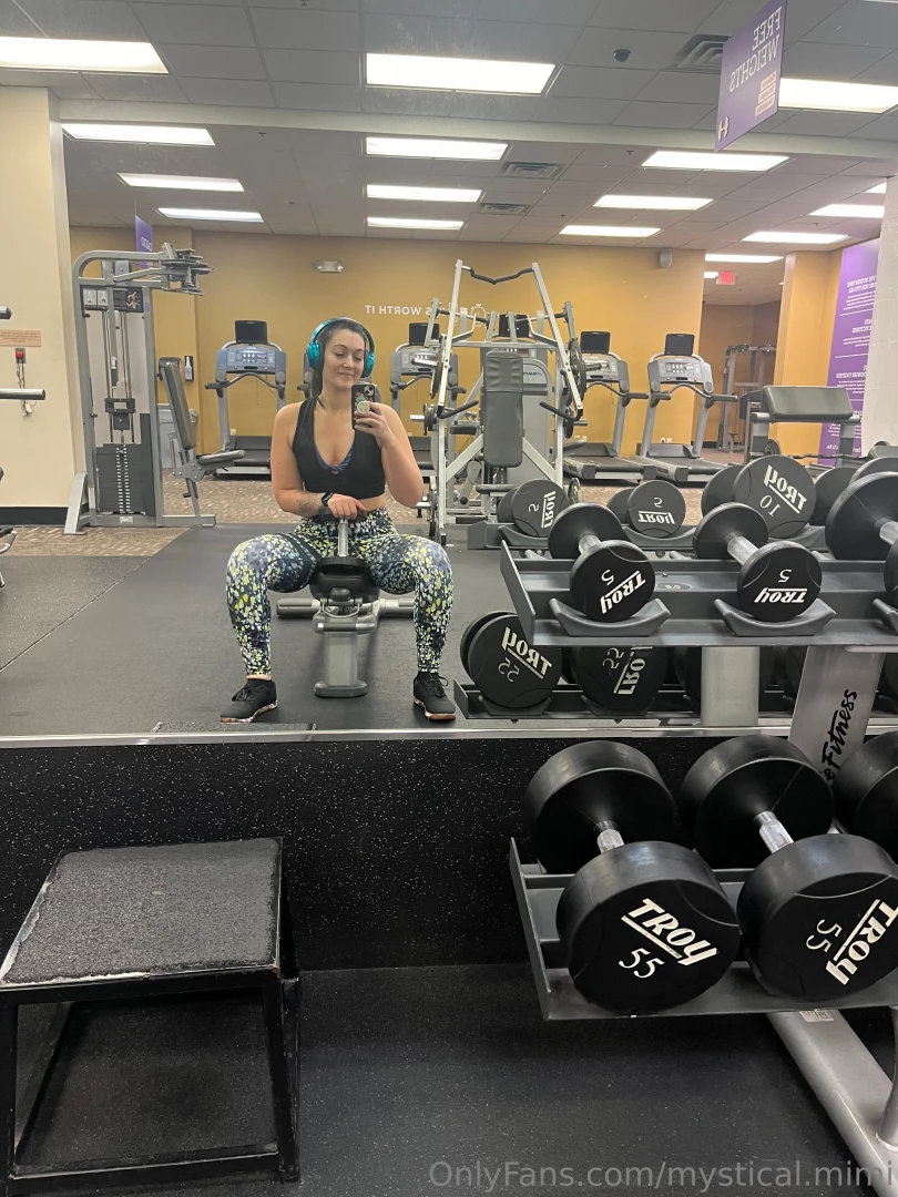 Another empty gym morning for me 