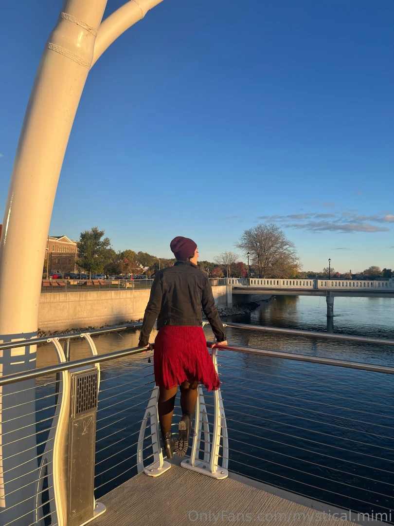 I m the queen of the worldddd 