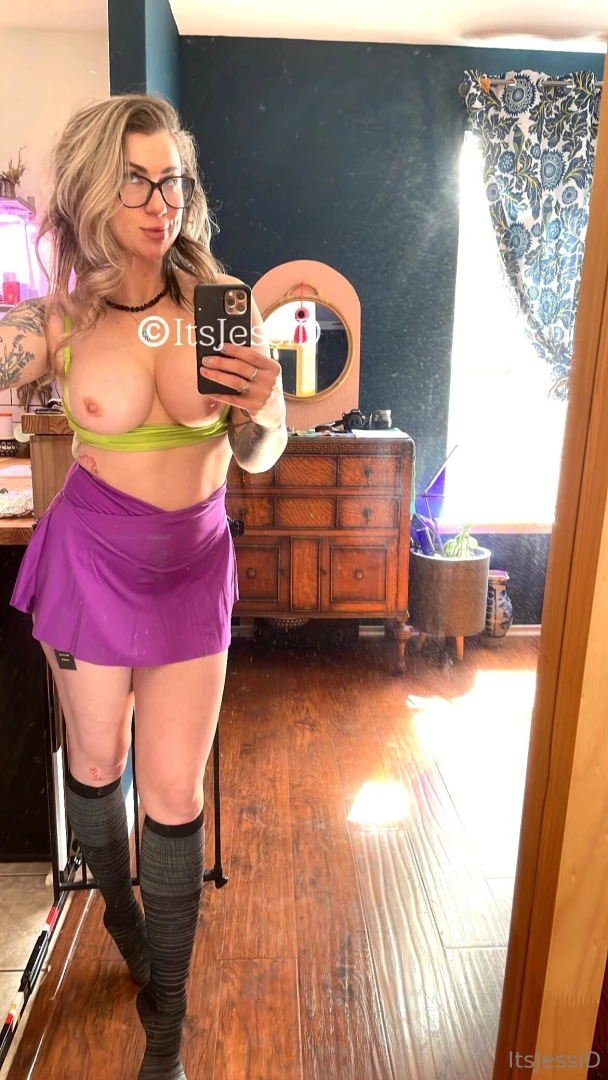 Am i ready to play tennis or solve a mystery 