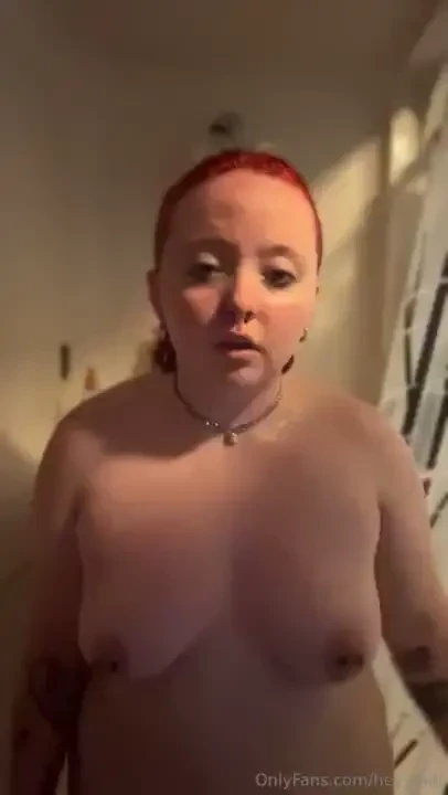 Who else listens to music in da shower part 3 