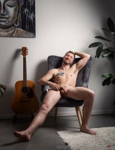 A moment with nak_raphael - swipe part 1