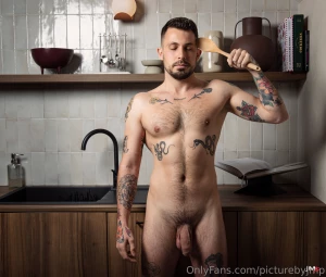 Kitchen tales - u320477665 - swipe