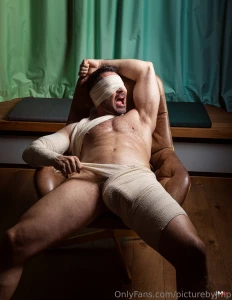 Strips and stripped - swipe