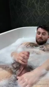 Hot bath leejamesx - video backstage