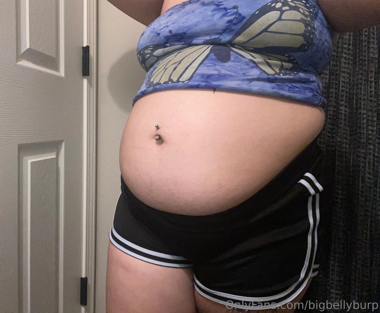 Is it that noticeable my clothes are kinda tight 