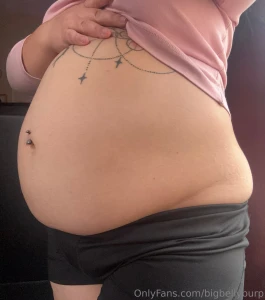 I need to post in my jeans i m outgrowing a lot of my clothes i m part 14